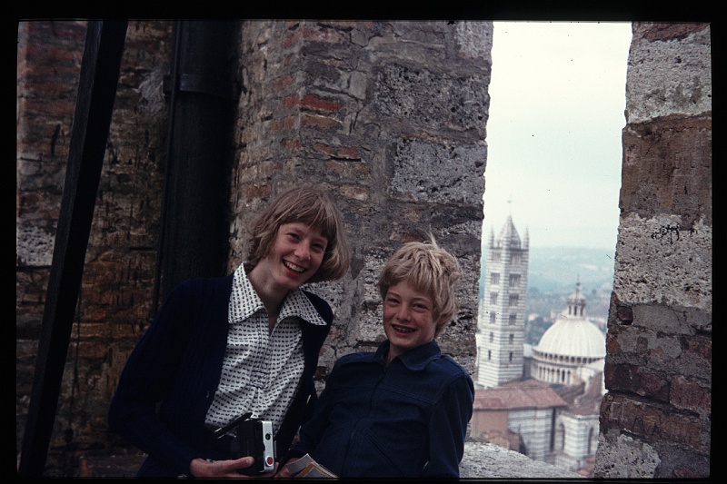 32.Siena jul 1977 Marion,Peter.JPG